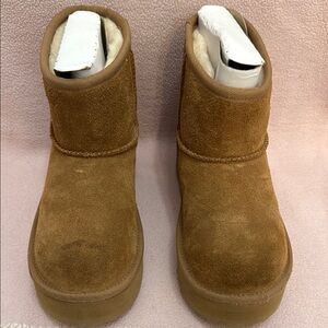 Ugg platform Boots